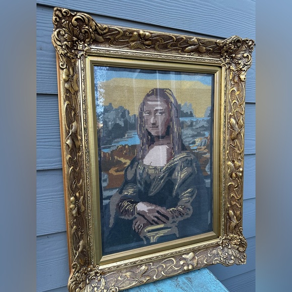 . Mona Lisa Needlepoint glass wooden frame.  Needlepoin - Picture 1 of 7